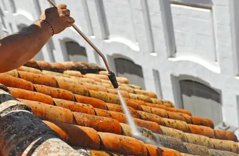 Nettoyage de toitures - Méasnes